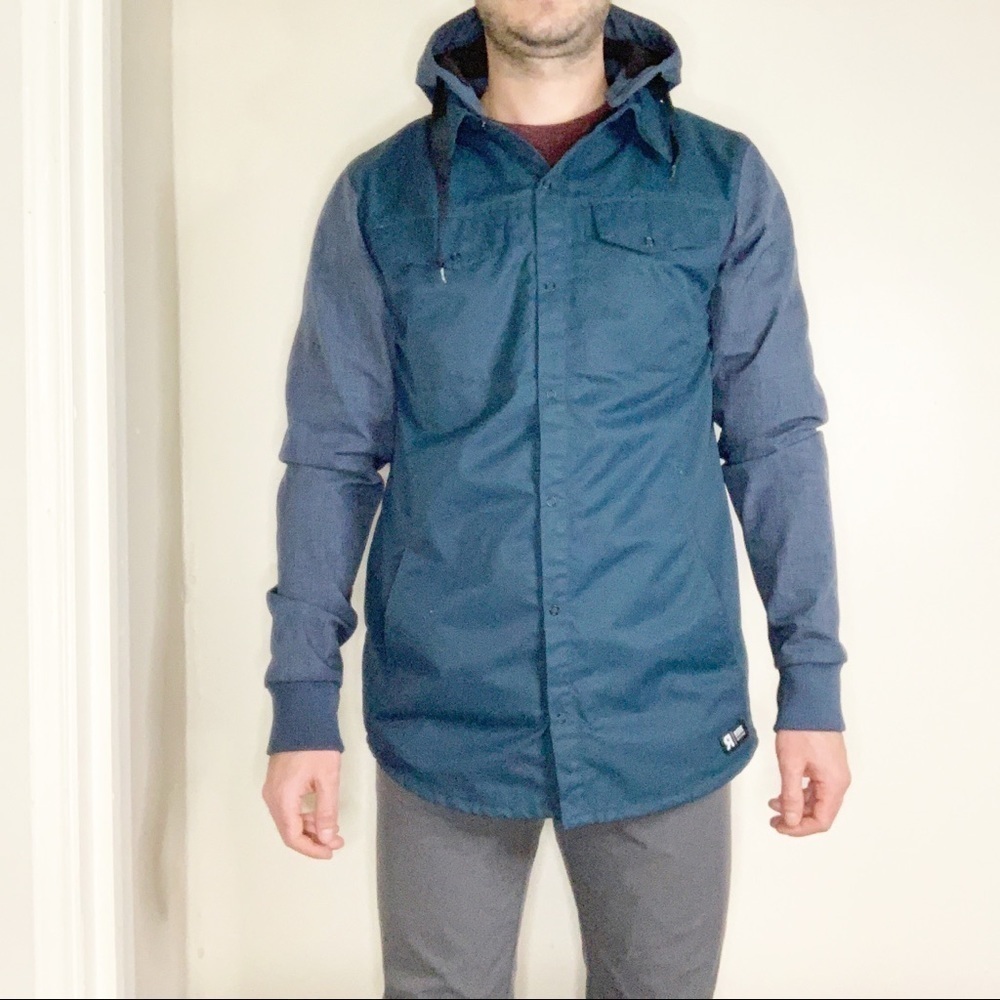 Ride Snowboards Men’s Snap Button Removable Hood Shirt Jacket Size Small